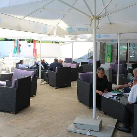 Ξενοδοχείο Sea Horse 3*